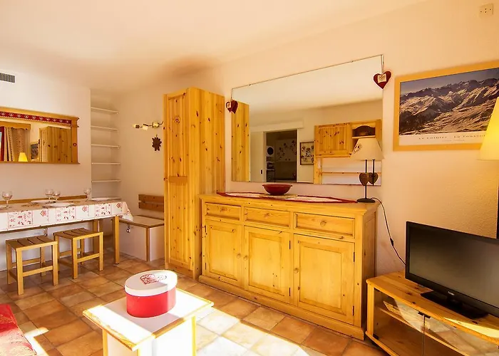 Lunik Orion-28 By Interhome Le Corbier